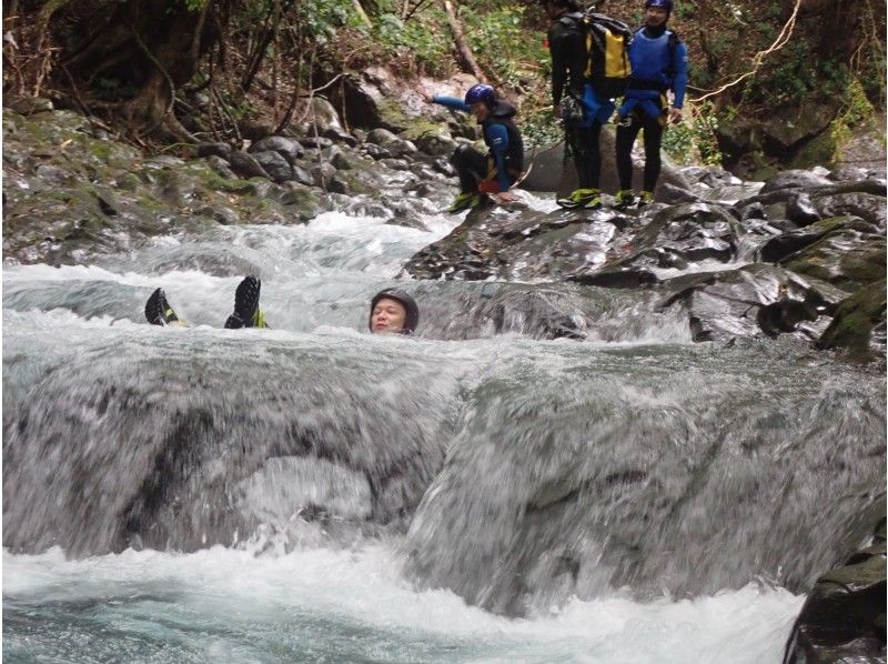 ◇Free photo gift♪ Minakami's most challenging canyoning course! Fox Course!の紹介画像