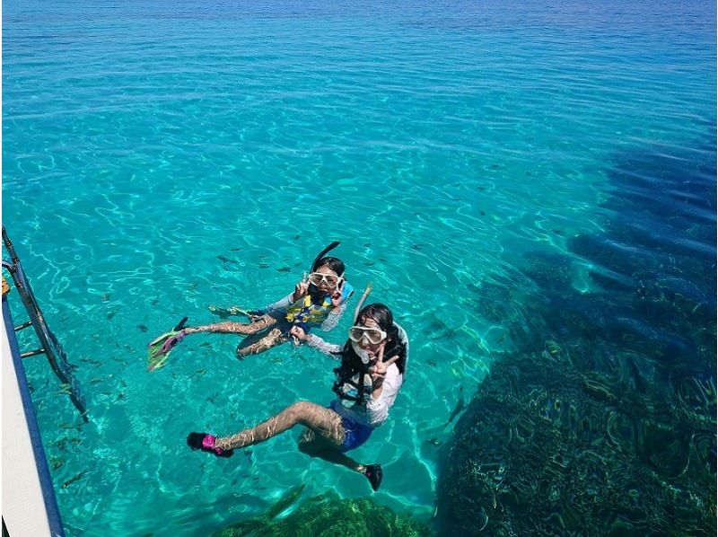 [距离冲绳美丽海水族馆 3 分钟车程] 一组包船钓鱼，满足 3 小时的享受计划 ♪ ♪の紹介画像