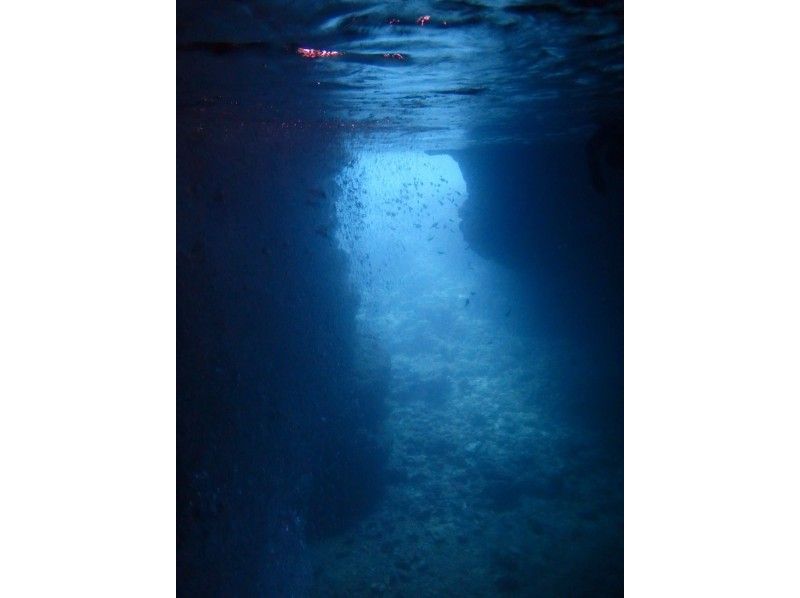[冲绳·Yomitan】这是一个标准！ ！蓝洞浮潜课程の紹介画像