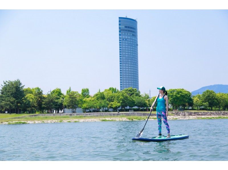 【滋賀・琵琶湖】手ぶらでSUPクルーズしよう！！週末、琵琶湖でリラックス♪ ＜定期開催＞の紹介画像