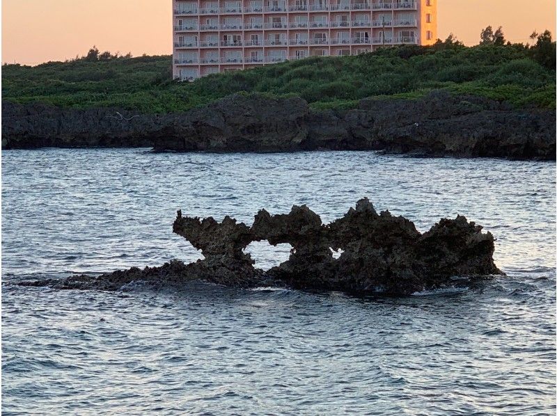 Winter special plan! [Okinawa, Miyakojima] Tour to see the mysterious Heart Rock! Heart Rock SUP 60-minute course! (Explanation of experience and photo shoot included)の紹介画像