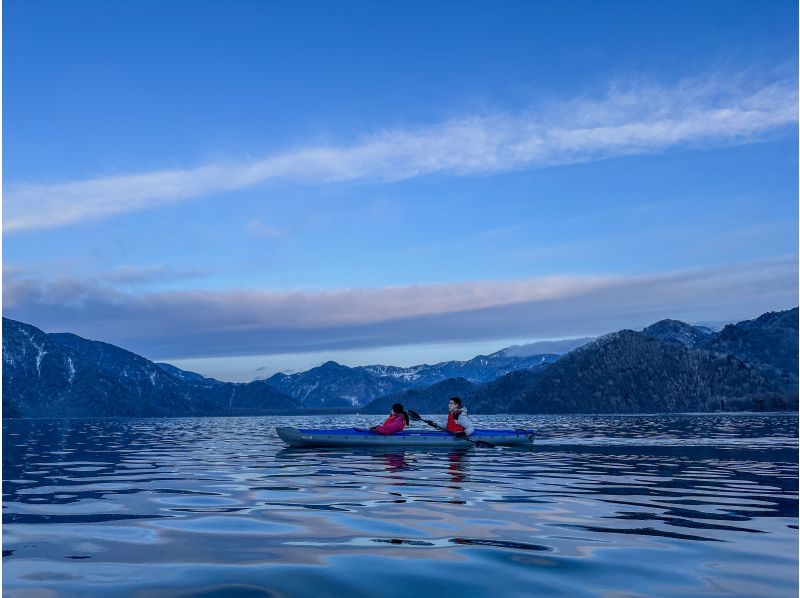 ≪ご来光 5時≫　日光中禅寺湖で絶景のカヌーツアー　少人数・貸し切り・写真付きの紹介画像