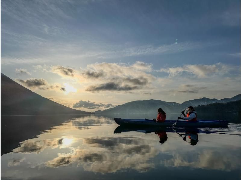 ≪ご来光 5時≫　日光中禅寺湖で絶景のカヌーツアー　少人数・貸し切り・写真付きの紹介画像