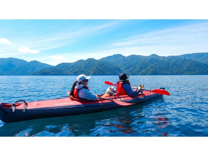≪10, 13時≫　日光中禅寺湖で絶景のカヌーツアー　少人数・貸し切り・写真付きの紹介画像
