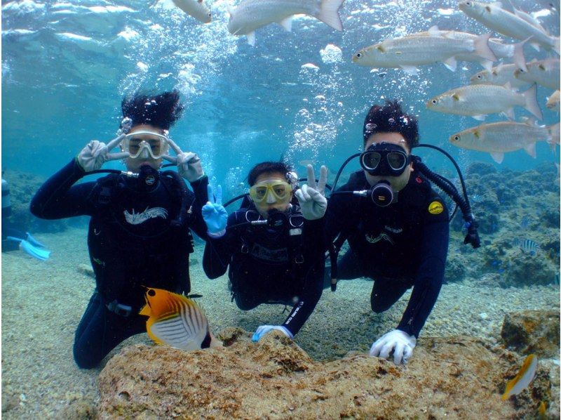 [Onna Village Cape Maeda] Two experiences! Snorkel & experience diving tourの紹介画像