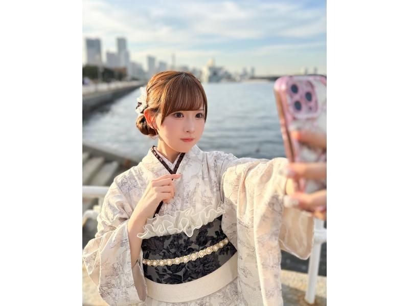 [โยโกฮาม่า/มินาโตะมิไร] ★รวมชุดกิโมโน & ชุดทำผม & แต่งตัว! ร่มให้เช่าฟรีในวันที่ฝนตก♪の紹介画像