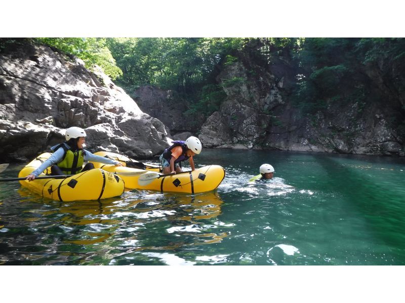 [Summer vacation only] Private family packraft experience & river tour * Gunma, Minakamiの紹介画像