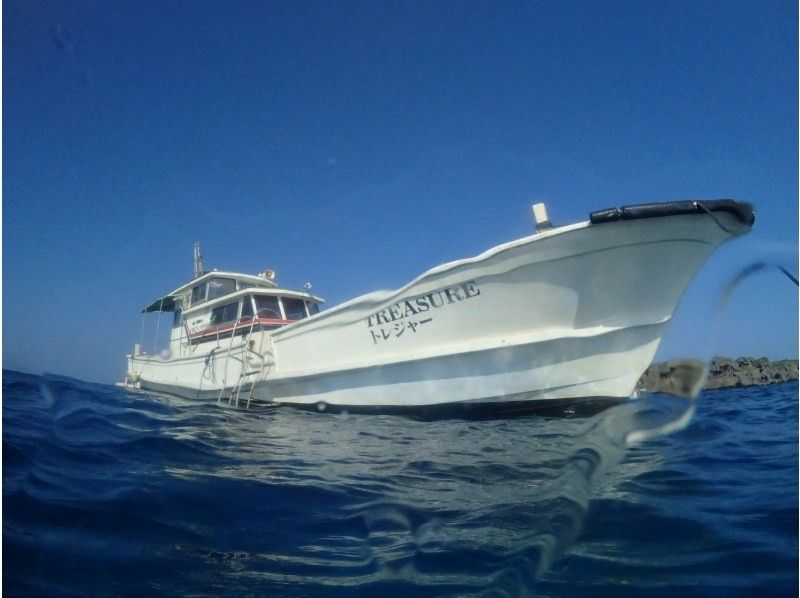 【沖縄・伊良部島】ファンダイブで伊良部島の地形を中心に美しい海を満喫！(最大３ダイブ)Cカード必須の紹介画像