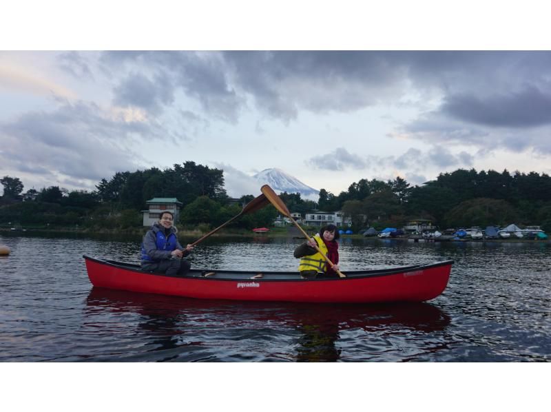 [山梨縣/河口湖]即使在冬天也能享受 - 河口湖加拿大體驗不被淋濕 - 120分鐘路線 - 獨木舟在湖上散步和留下回憶的旅行の紹介画像