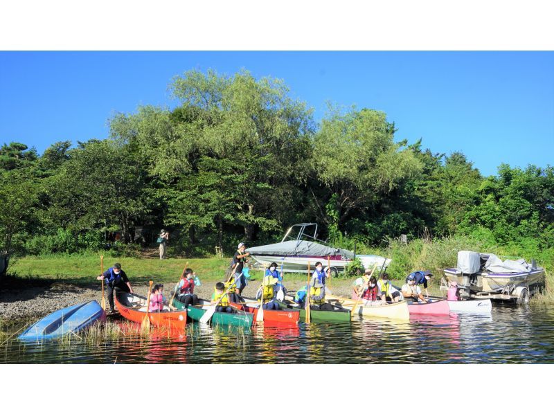 [Yamanashi Prefecture, Lake Kawaguchi] Lake Kawaguchi Canadian Experience - 120-minute course - Canoeing on the lake and a trip to make memoriesの紹介画像