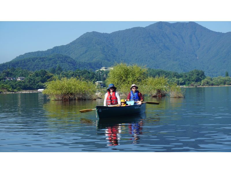 [Yamanashi Prefecture, Lake Kawaguchi] Golden Week outing - Lake Kawaguchi Canadian experience - 120-minute course - Canoeing on the lake and a trip to make memoriesの紹介画像