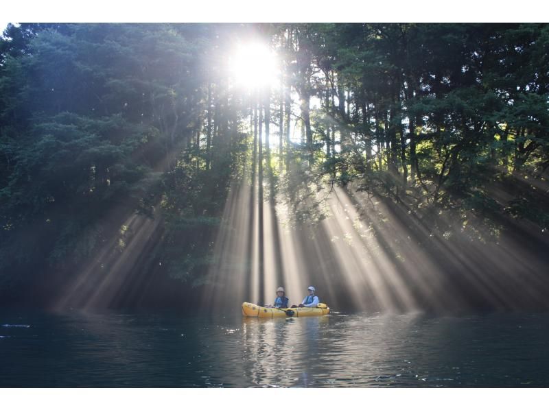 [Shima/Kusatsu] Same-day OK! Half-day packraft canoeing experience on the blue Lake Shima *Dogs welcomeの紹介画像