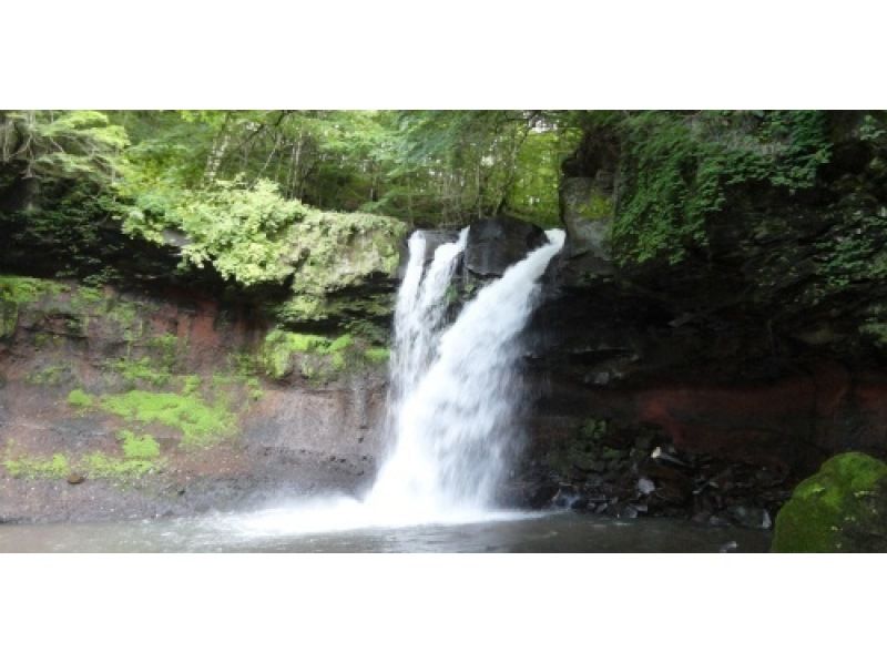 [Nagano Prefecture Asama] - emergency waterfall to ~ River trekking [trekking] of unexplored regionの紹介画像