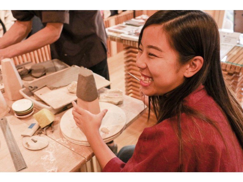 [東京表參道]製作星座杯的陶器體驗課程（手捲版）の紹介画像