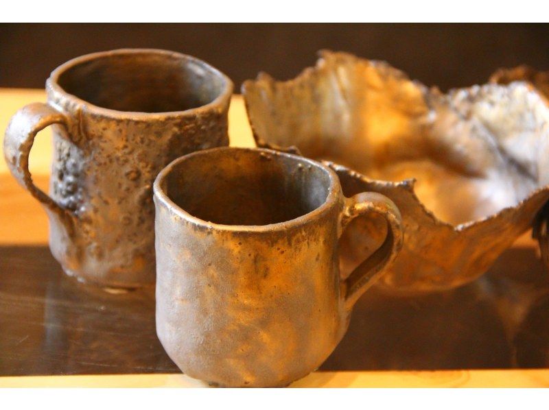 [Tokyo / Omotesando] Super gorgeous! Ceramic art experience course to make gold vessels: Hand-made TNCA ☆ Minami Aoyama Studioの紹介画像