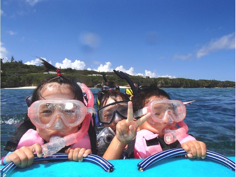 [Okinawa ・ Minnajima Island] Swimming boat snorkel planの紹介画像