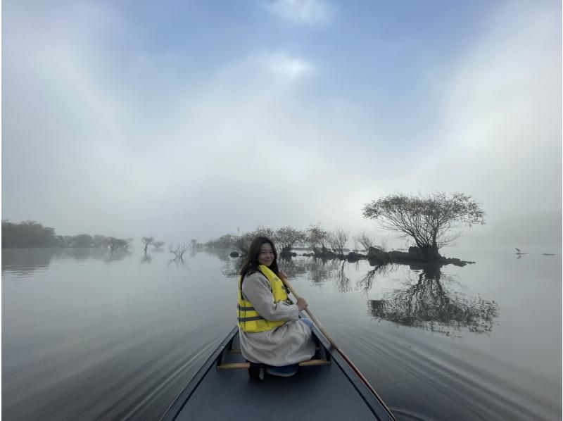 [Yamanashi Prefecture, Lake Kawaguchi] Midsummer Canadian Canoe Experience on Lake Kawaguchi - 90-minute Morning Courseの紹介画像