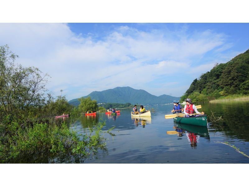 [山梨县,河口湖]盛夏河口湖加拿大独木舟体验-90分钟早晨课程の紹介画像