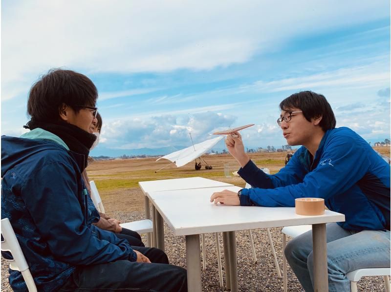 【滋賀・彦根・琵琶湖】＜1日コース＞とことん楽しむハンググライダー体験の紹介画像