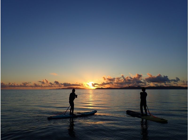 SALE! [Ishigaki Island 1-day plan] Relaxing SUP cruise + beach yoga. Completely private for one group!の紹介画像