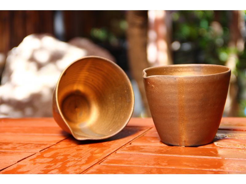 【동경오모테 산도] 골드 컵을 만드는 도예 체험 코스 (물레 버전)の紹介画像
