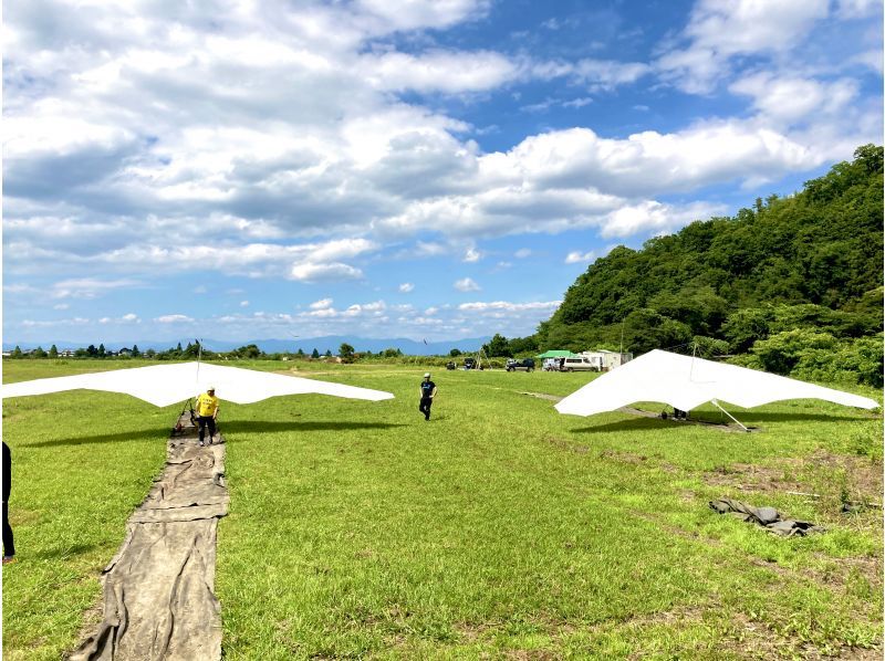 [Shiga ・ Hikone Arakamisan]Hang gliding Experience (half-day course)の紹介画像