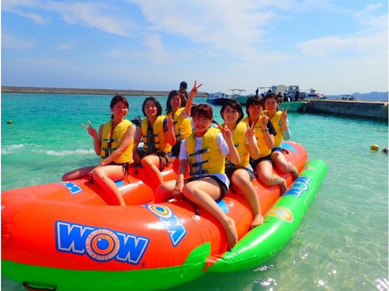 [Okinawa Main Island] Minna Island boat snorkel or marine 2 types ★A plan ★Lunch, photo, transfer privilege ★Private tourの紹介画像