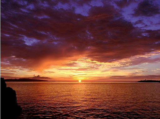 沖縄 石垣島 石垣のビーチからsupで夕暮れの絶景を楽しむ サンセットsupツアー アクティビティジャパン