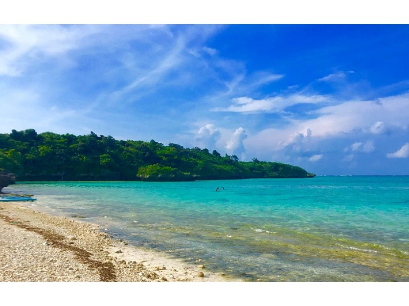 [Okinawa Ishigaki Island] Matarikuru ~ Zing with SUP with a superb view of Kabira Bay ♪ Beginners are welcome! Snorkel set, photography service!の紹介画像