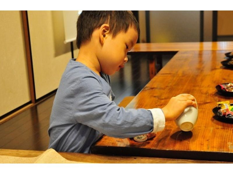 【京都大德寺】用英语或中文体验轻松愉快的日本抹茶茶道！の紹介画像