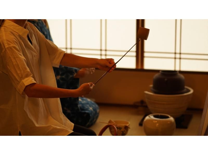 【京都大德寺】用英语或中文体验轻松愉快的日本抹茶茶道！の紹介画像