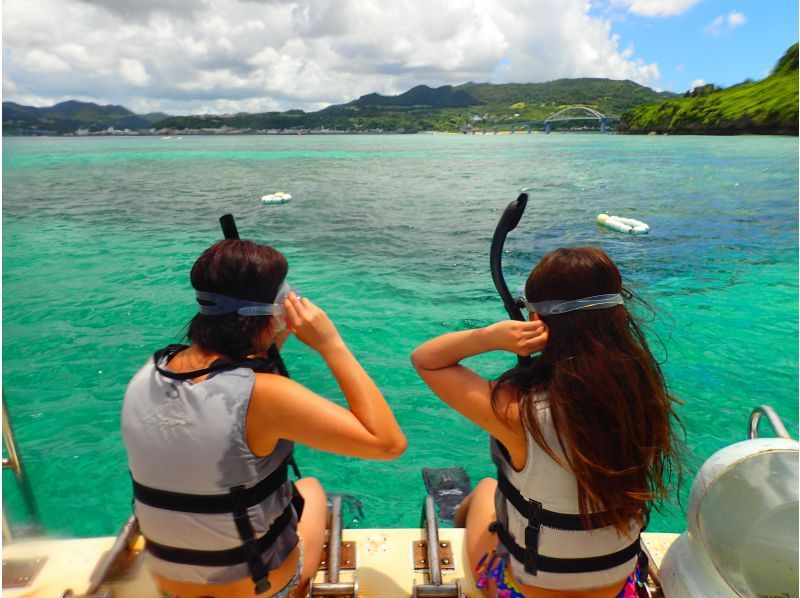 [Okinawa Sesoko Island] enjoy the sea! Para Bana Gerhard course [parasailing and banana boat & Snorkeling]の紹介画像