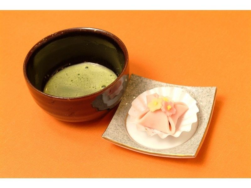 【京都府・京都市】京の上生菓子 ねりきり細工とお抹茶体験！の紹介画像