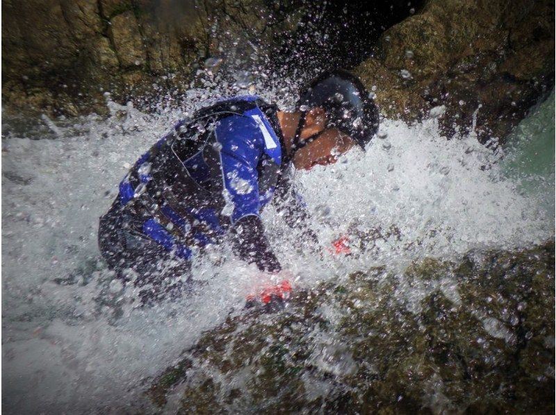 【熊本県八代市】沢登りキャニオニング（4〜9人グループ）17年目の紹介画像