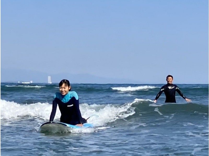 [Miyazaki Qingdao] 1 minute walk to the sea! Empty-handed surfing experience course!の紹介画像