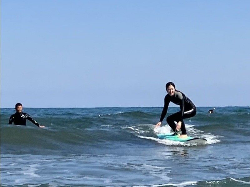 [Miyazaki Qingdao] 1 minute walk to the sea! Empty-handed surfing experience course!の紹介画像