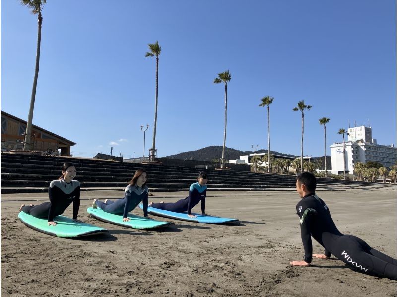 [Miyazaki Qingdao] 1 minute walk to the sea! Empty-handed surfing experience course!の紹介画像