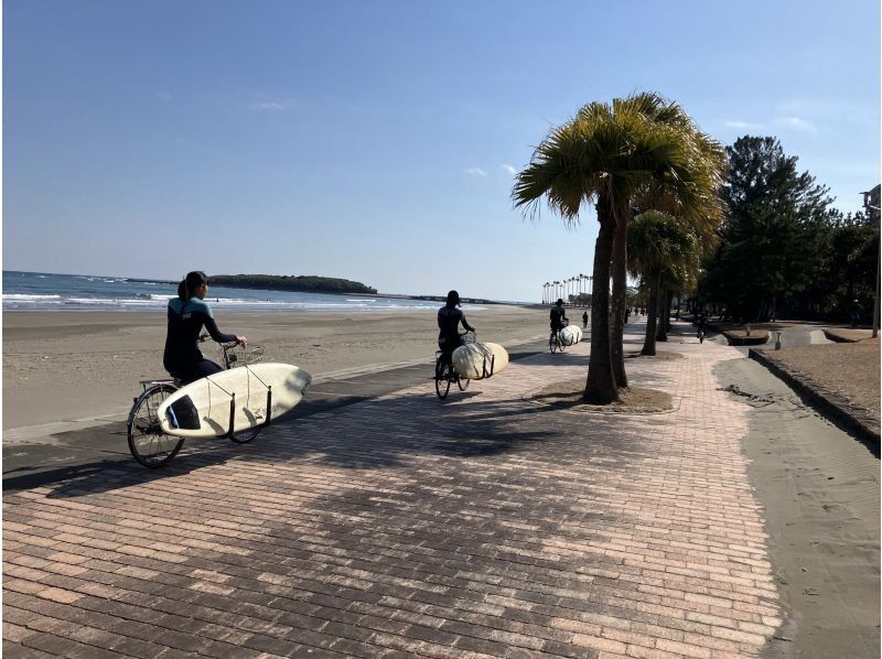 [Miyazaki Qingdao] 1 minute walk to the sea! Empty-handed surfing experience course!の紹介画像