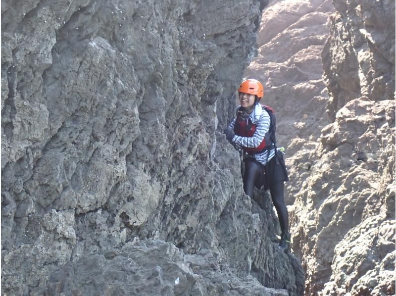 【徳島・美波町】コーステアリング☆海岸線を歩・登・飛・泳しながクリア☆ニューアドベンチャースポーツ！の紹介画像