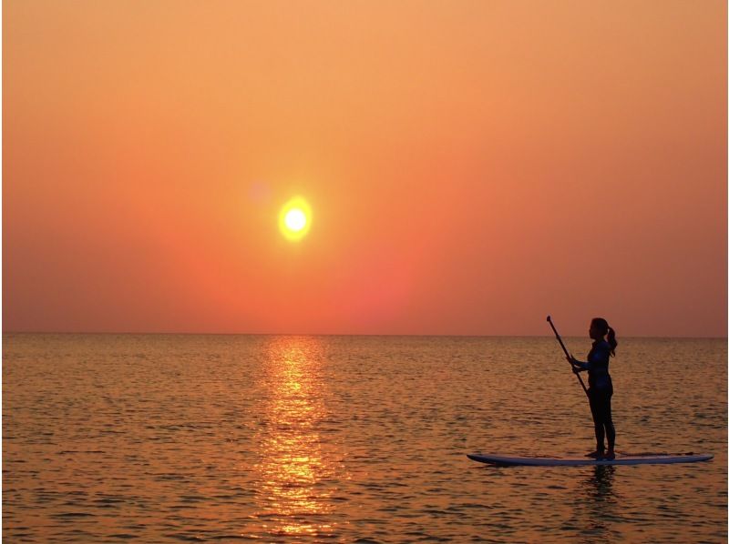 [Miyakojima/Early morning] Sunrise SUP/canoe to choose from★Refreshing and moving experience from the morning★Photo data/equipment rental free★Spring sale underwayの紹介画像