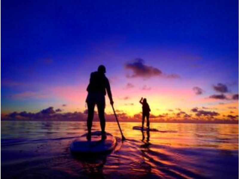 [Miyakojima/Evening] Only held in winter ★ Experience the magic hour with your whole body! Sunset SUP/Canoe & Starry Sky Jungle Night Tourの紹介画像