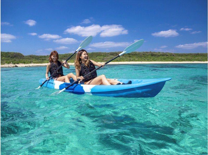 [Miyakojima/1 day] Free photo data and island transfers! Sea turtle snorkeling & SUP/canoeing ★ Miyakojima basic 1-day plan [student discount plan]の紹介画像