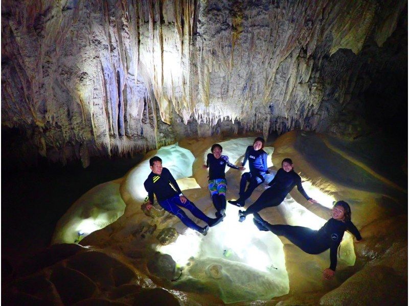 [Miyakojima/1 day] Island Enjoyment Set for Sea Turtle Snorkeling, Pumpkin Cave, Sea Kayaking