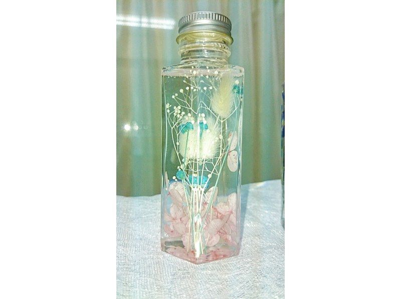 【キラキラボタニカルハーバリウム】お花のキラキラインテリア！人気の植物標本を作りましょう！ の紹介画像