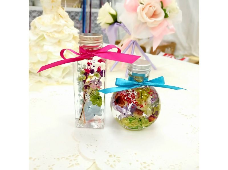 【キラキラボタニカルハーバリウム】お花のキラキラインテリア！人気の植物標本を作りましょう！ の紹介画像