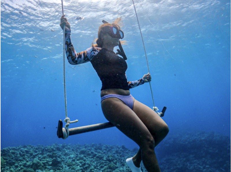 【沖縄・慶良間諸島】無人島でウミガメシュノーケリング&スキンダイビング★小さなお子様連れでも安心♪の紹介画像