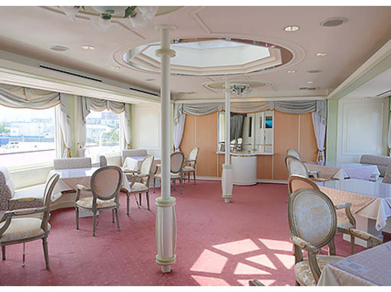 [Okinawa ・ Miyakojima] ☆ Prefecture's first underwater cruise ship ☆ A luxurious lunch cruise at a moving maritime restaurant ☆の紹介画像