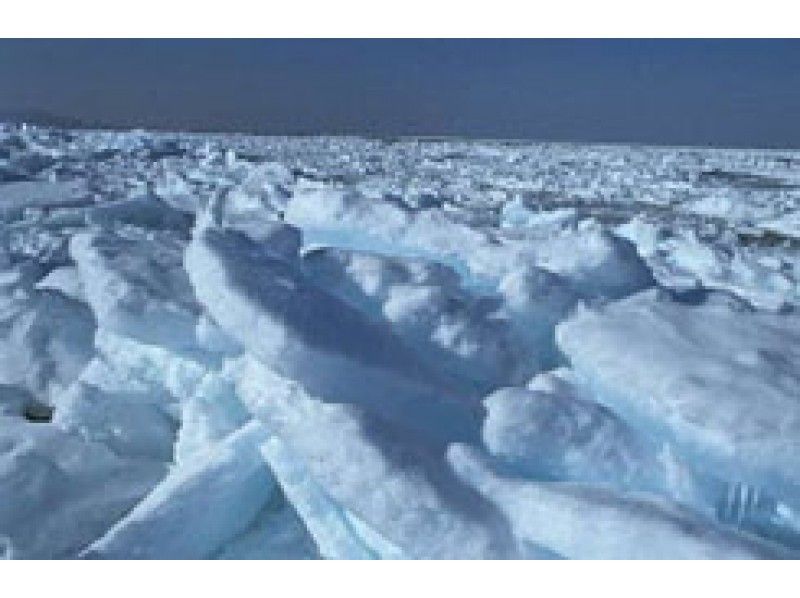 [北海道-札幌出發和到達]漂流破冰船“Garinko II”登機和層雲峽冰川節點亮一日遊の紹介画像