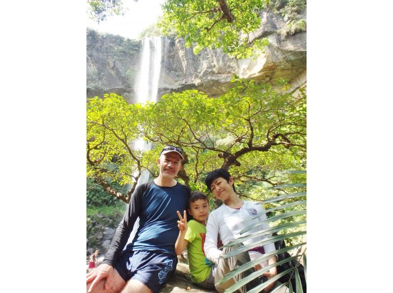 [Okinawa, Iriomote Island] Limited time (October to mid-June) Pinaisara Falls & Yubu Island sightseeing tour full of Iriomote Island's charmの紹介画像