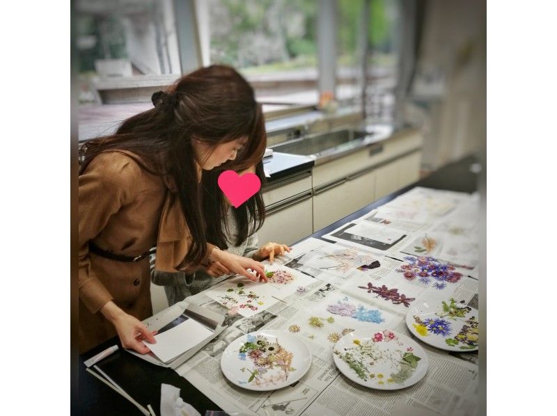 [โอซาก้า-Shi, สถานีนากาอิ] ปากกากดปากกาลูกลื่นดอกไม้และดินสอกดที่ทำให้การมีส่วนร่วมของประสบการณ์เป็นเรื่องง่าย! ห้องเรียนที่อบอุ่น♪の紹介画像
